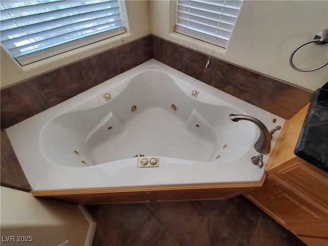 5272 Truman Ln, Caliente, NV 89008 - full bathroom with a whirlpool tub and tile patterned flooring