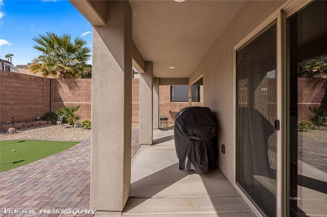 942 Shadow Hawk Rdg, Mesquite, NV 89027 - view of patio / terrace with a fenced backyard and a putting area