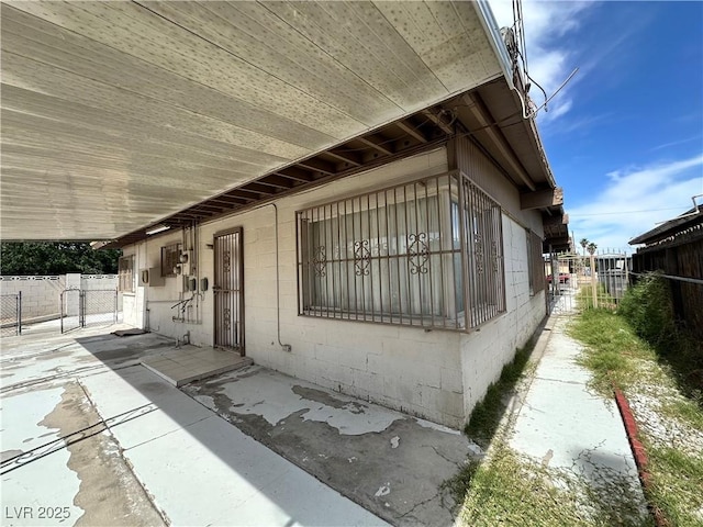 2300 Pardee Pl, Las Vegas, NV 89104 - view of side of property featuring a gate