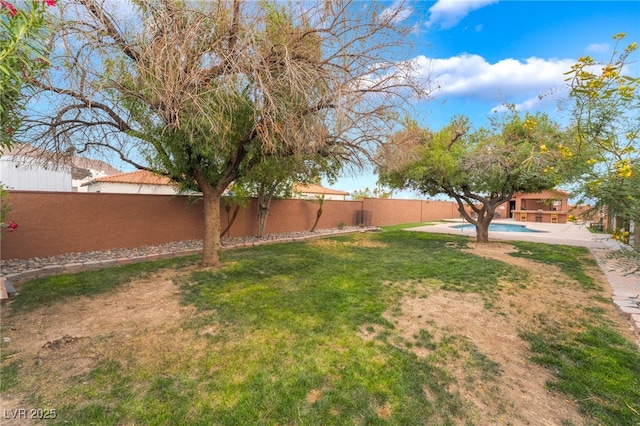 120 N Phyllis St, Las Vegas, NV 89110 - view of yard featuring a patio area
