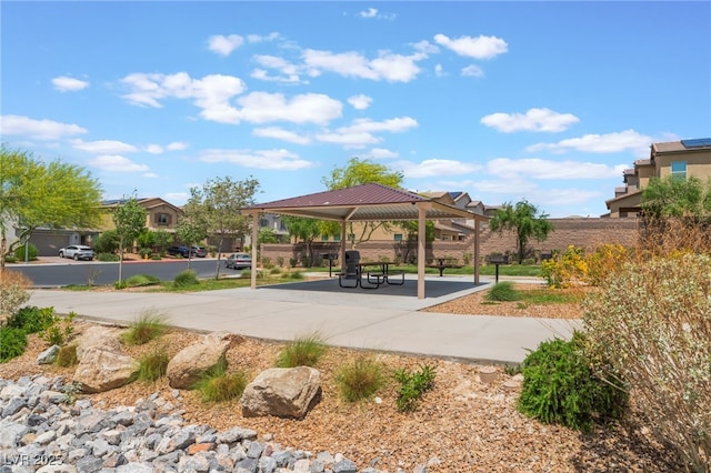 2767 Lindsey Springs St, Las Vegas, NV 89142 - view of property's community with a gazebo