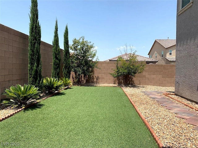 7861 Hamilton Pool Dr, Las Vegas, NV 89113 - view of yard
