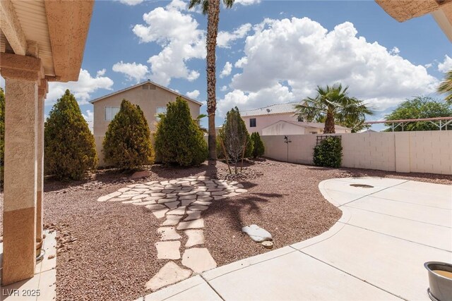 3522 Shonna Way N, Las Vegas, NV 89032 - fenced backyard featuring a patio