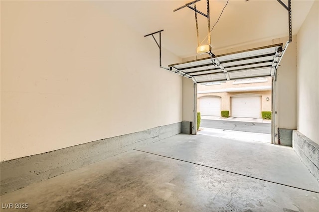 251 S Green Valley Pkwy Unit 1311, Henderson, NV 89012 - garage featuring a garage door opener