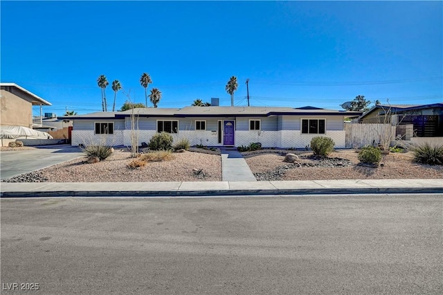 1631 Ottawa Dr, Las Vegas, NV 89169 - photo 3