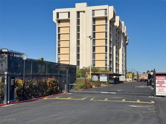 3930 University Center Dr Unit 603, Las Vegas, NV 89119 - view of building exterior featuring fence