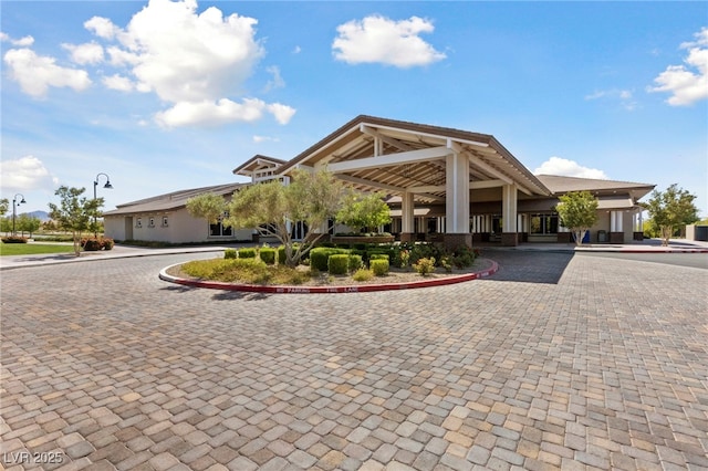 485 Pebble Run Ave, Henderson, NV 89011 - view of front facade with curved driveway