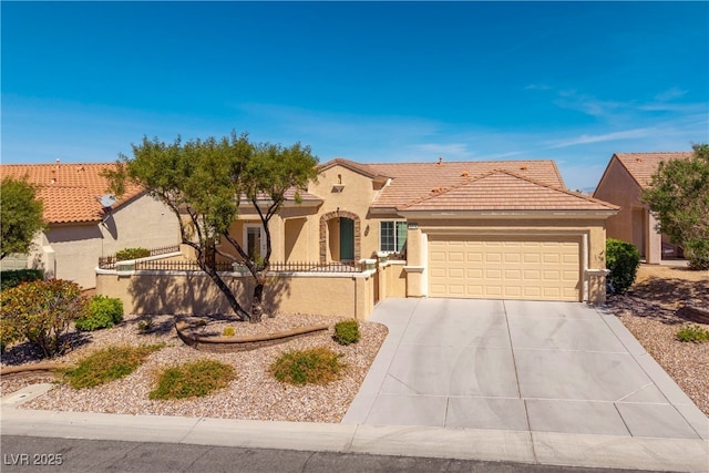 2219 Sawtooth Mountain Dr, Henderson, NV 89044 - photo 1