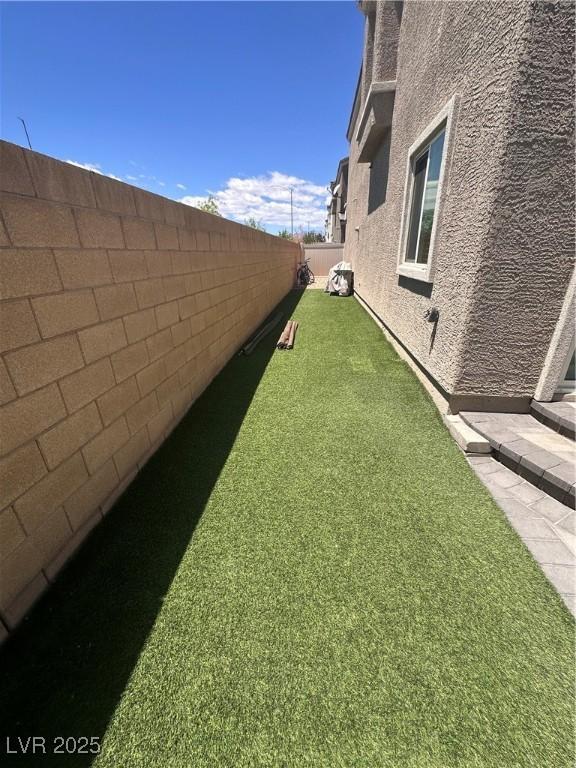 369 Stone Fly Rd, North Las Vegas, NV 89032 - view of yard
