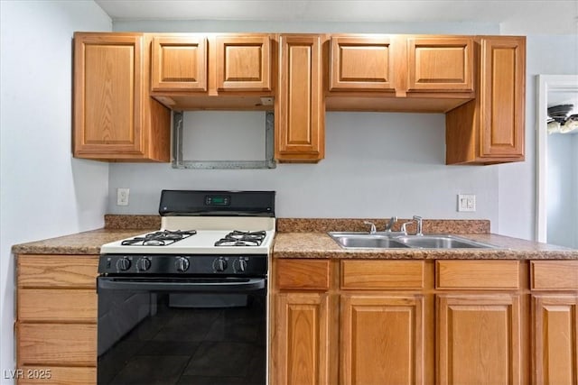 4000 Visby Ln, Las Vegas, NV 89119 - photo 7
