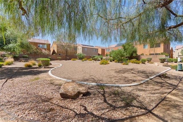 view of yard with a residential view