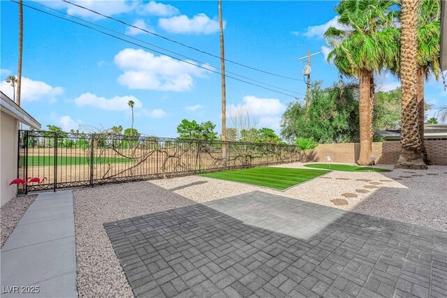 2160 Pueblo Cir, Las Vegas, NV 89169 - view of patio / terrace with a fenced backyard