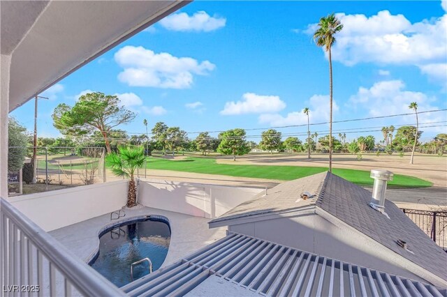 2160 Pueblo Cir, Las Vegas, NV 89169 - view of patio / terrace with a jacuzzi