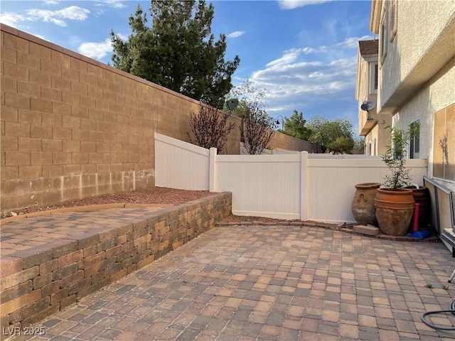9333 Leaping Deer Pl Unit 103, Las Vegas, NV 89178 - view of patio / terrace