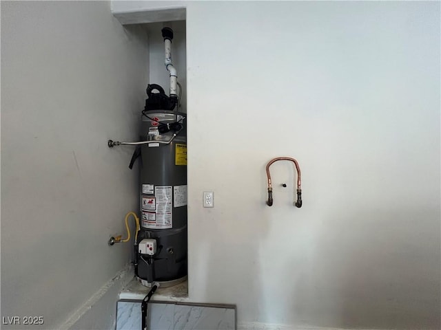 6545 Netherseal Ave, Las Vegas, NV 89139 - utility room featuring gas water heater