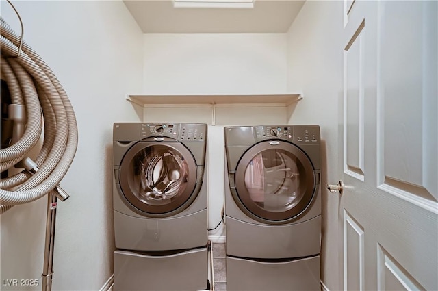 386 Wiseton Ave, Las Vegas, NV 89183 - laundry room with washer and clothes dryer