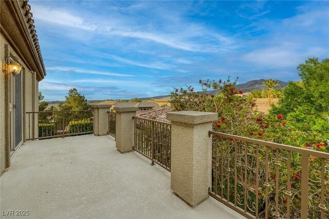 2900 Valvent Ct, Henderson, NV 89044 - balcony with a mountain view