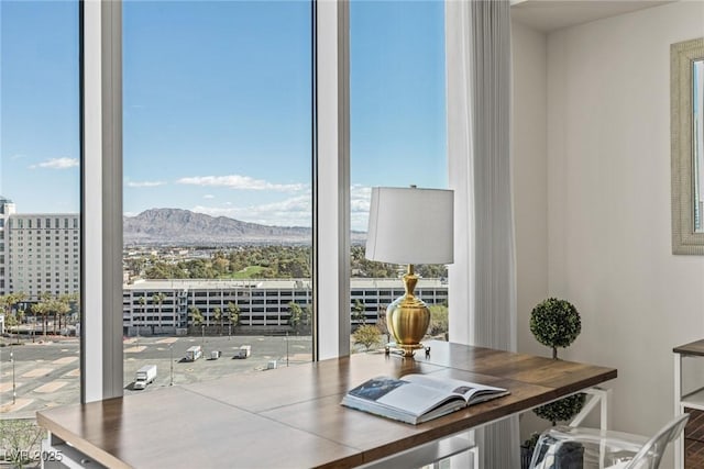 2777 Paradise Rd Unit 1105, Las Vegas, NV 89109 - home office with a mountain view