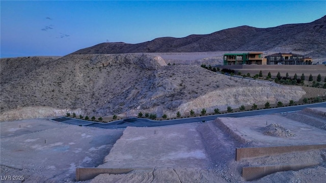 22 Mountain View Dr, Las Vegas, NV 89141