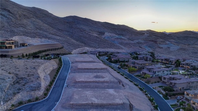 22 Mountain View Dr, Las Vegas, NV 89141
