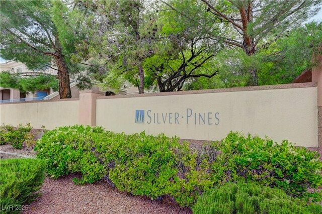 10525 Pine Glen Ave Unit 206, Las Vegas, NV 89144 - community sign featuring fence