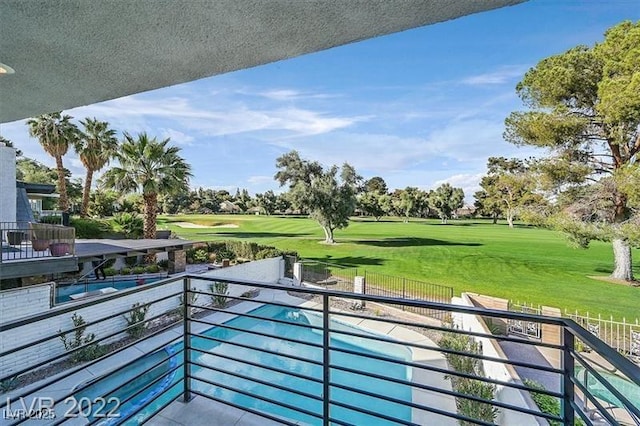 778 Vegas Valley Dr, Las Vegas, NV 89109 - balcony featuring golf course view and view of pool area