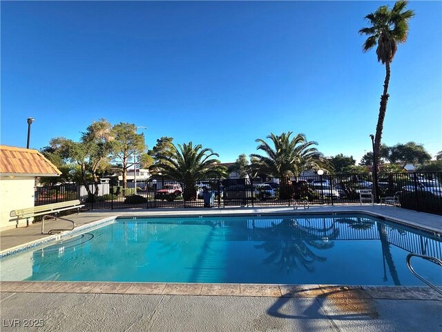 1128 Willow Tree Dr Unit C, Las Vegas, NV 89128 - view of community pool