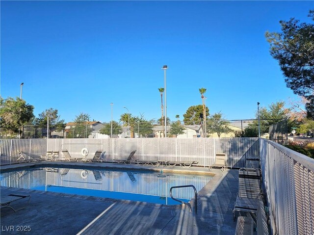 1128 Willow Tree Dr Unit C, Las Vegas, NV 89128 - view of community pool