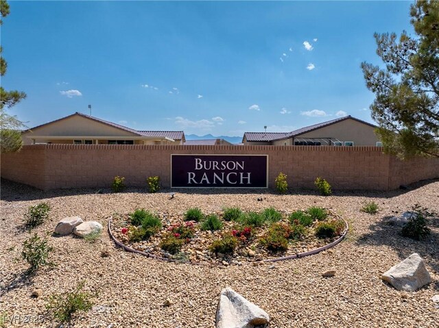 3543 E Malheur Ave, Pahrump, NV 89061 - community / neighborhood sign with fence