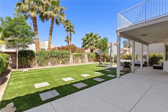 191 Reed Ln, Henderson, NV 89074 - view of yard featuring a patio, outdoor lounge area, and a balcony