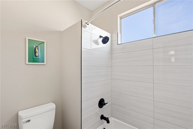 191 Reed Ln, Henderson, NV 89074 - full bathroom with toilet and bathtub / shower combination