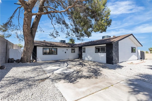 4186 Toronto Cir, Las Vegas, NV 89121 - view of front of home featuring fence