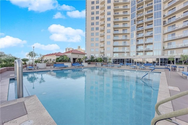 200 W Sahara Ave Unit 603, Las Vegas, NV 89102 - view of community pool