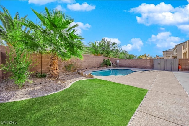 4063 Lower Saxon Ave, North Las Vegas, NV 89085 - view of pool featuring a fenced backyard and a gate