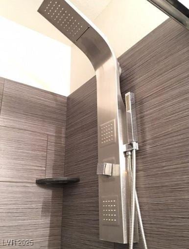 8455 W Sahara Ave Unit 213, Las Vegas, NV 89117 - bathroom view of a tile shower