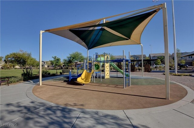 1055 Fish Pond Ave, Henderson, NV 89014 - view of communal playground