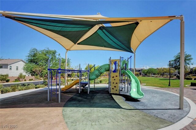 1055 Fish Pond Ave, Henderson, NV 89014 - view of communal playground