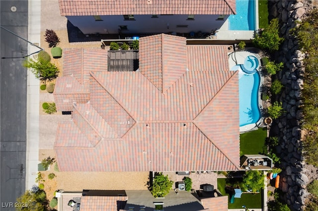 133 Clouded Ave, Henderson, NV 89002 - view from above of property featuring a pool area