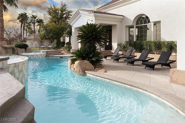 1610 Brock Ct, Las Vegas, NV 89117 - view of pool featuring a patio area and a pool with connected hot tub