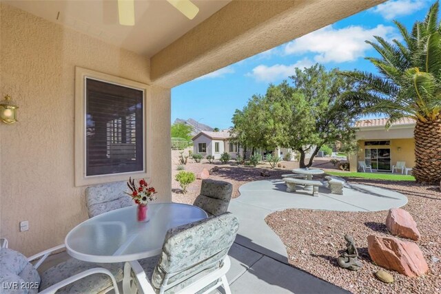10532 Sea Palms Ave, Las Vegas, NV 89134 - view of patio with outdoor dining space
