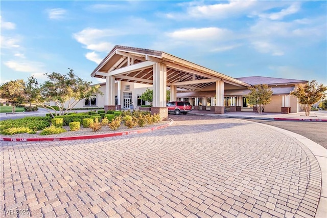 720 Webber Park St, Henderson, NV 89011 - view of property with a parking lot
