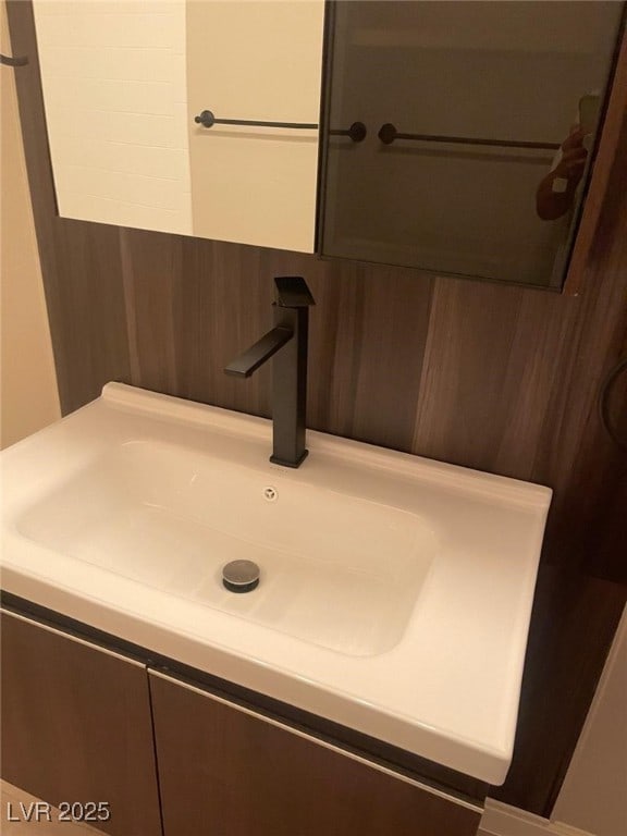 2151 Hussium Hills St Unit 207, Las Vegas, NV 89108 - bathroom with vanity