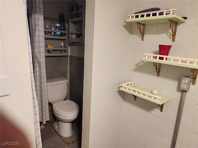 bathroom with toilet