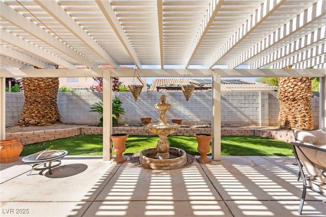 9522 Arrowhead Falls Ct, Las Vegas, NV 89148 - view of patio / terrace with a fenced backyard and a pergola