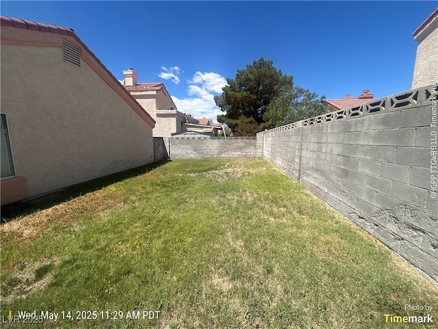 6512 Sterling Springs Pkwy, Las Vegas, NV 89108 - view of yard
