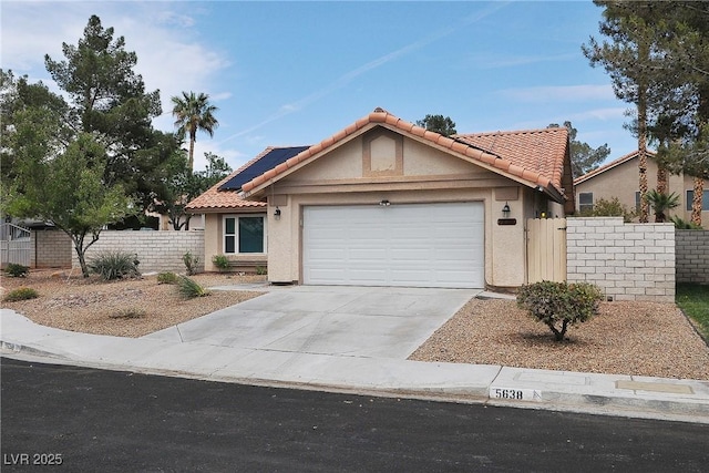 5638 Morning Song Cir, North Las Vegas, NV 89031 - photo 2