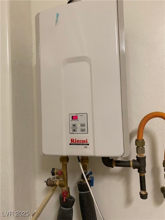 12844 New Providence St, Las Vegas, NV 89141 - detailed view of water heater