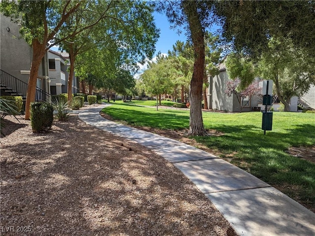 555 E Silverado Ranch Blvd Unit 2147, Las Vegas, NV 89183 - surrounding community featuring a yard