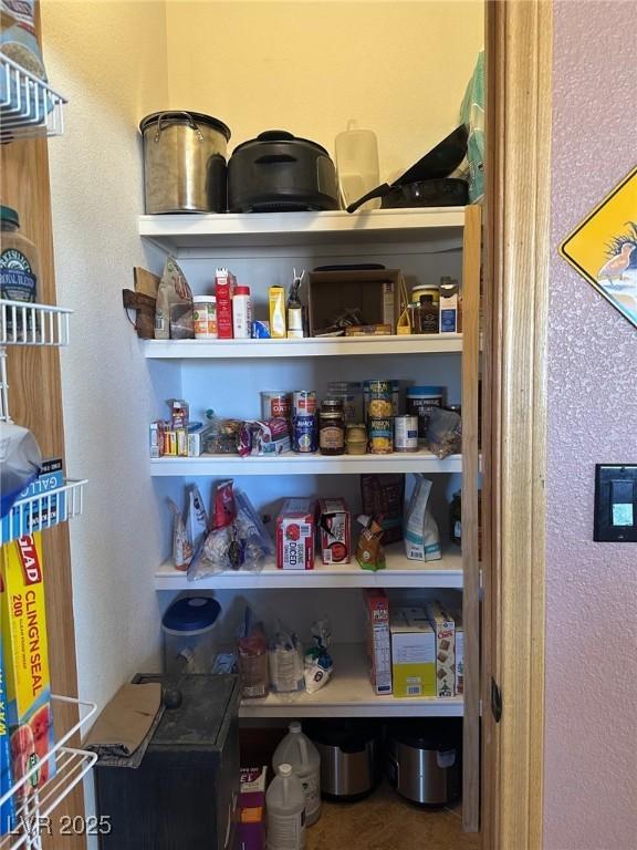 3551 Sagebrush Ave, Pahrump, NV 89048 - view of pantry