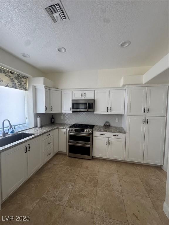 5112 Onion Creek Ln, Las Vegas, NV 89113 - photo 16